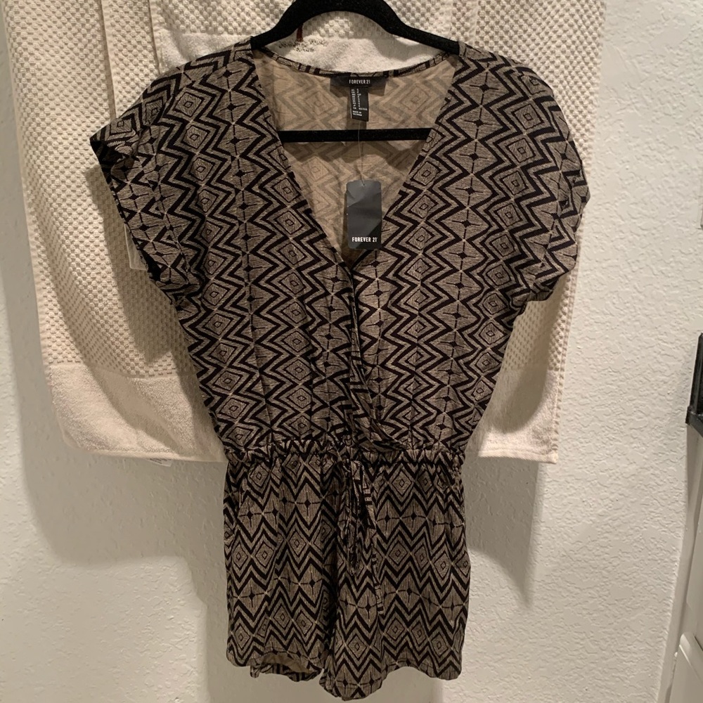 F21 Forever 21 Tribal Print Romper small